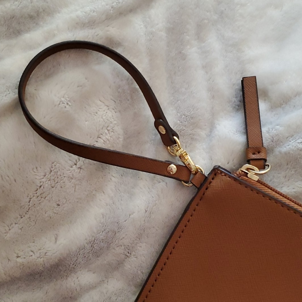 TOMMY HILFIGER WRISTLET - Picture 8 of 10